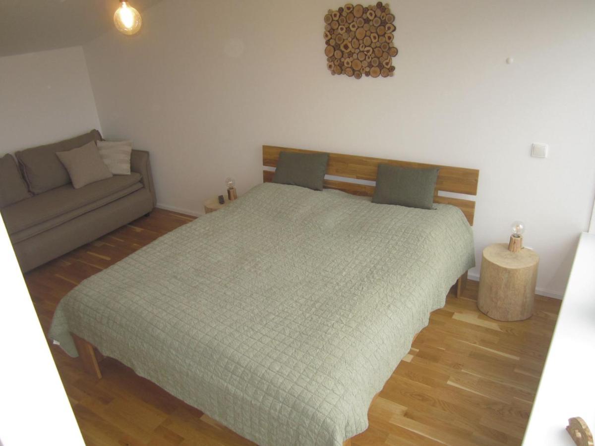 Mezonetovy Apartman Se Dvema Balkony A Vyhledem Loucna pod Klinovcem Exterior photo